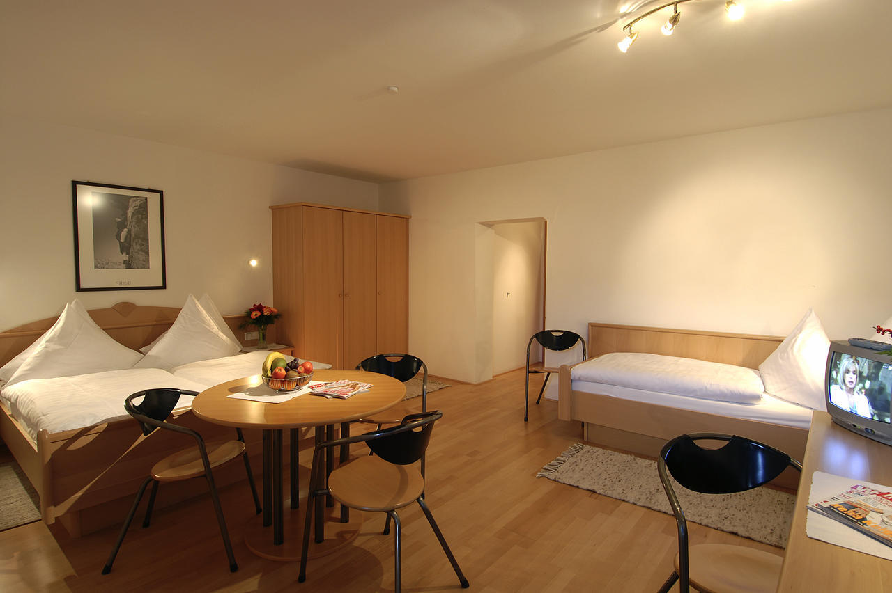 Gasthof Mauth Hotell Sankt Johann in Tirol Eksteriør bilde