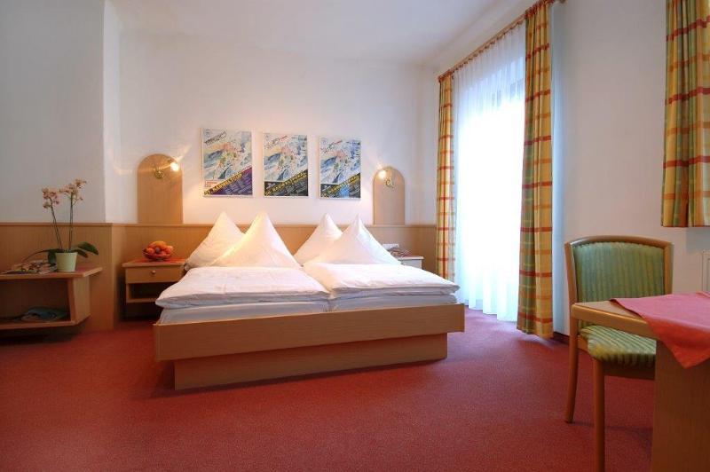 Gasthof Mauth Hotell Sankt Johann in Tirol Eksteriør bilde